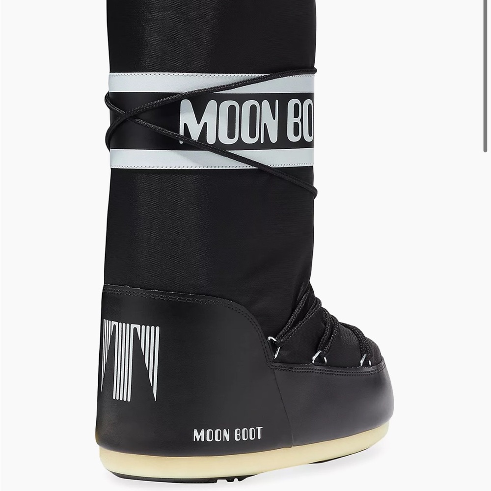 Moon Boot Black Snow Boots
